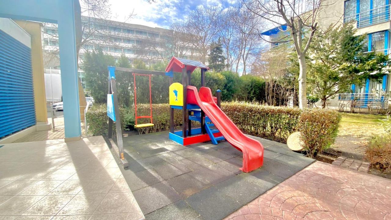 Bratanov Excelsior Apartment ซันนีบีช ภายนอก รูปภาพ